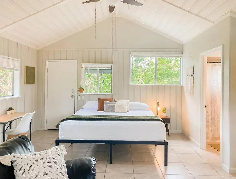아파트 Monstera Bungalow, Spacious, King Bed, Big Kitchen 키아우